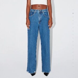 KHY Classic Low Rise Denim JEANS | Medium Wash
SIZE 29